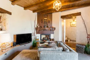 Traditional Villa in Pemonia - Image 4