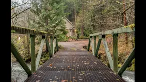 Cedar Creek Sanctuary. 3br on Nat. Forest Land. Outdoor adventure basecamp. - Image 4