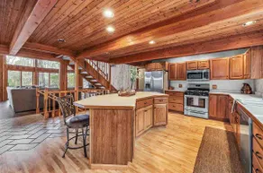 Secluded 6 Bedroom Cabin - Oregon, IL - Image 4
