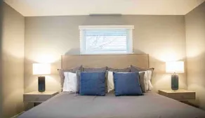 Fully Renovated 2BR 1BA Gorgeous Exec Home #8ma-R - Image 3