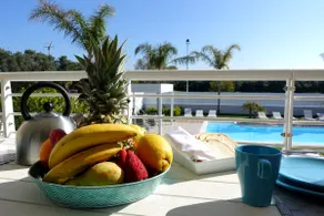 House in Salerno with pool and private beach - Image 3
