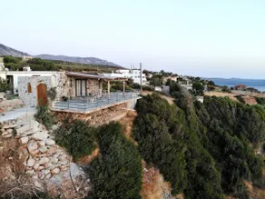 Delfinaki Bungalow - Image 2