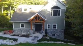 Tranquil Retreat with Secluded Hot Tub – Near Horseshoe Valley Resort - Image 3