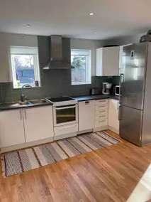 Cheerful newly built holiday cottage seaside - Image 3