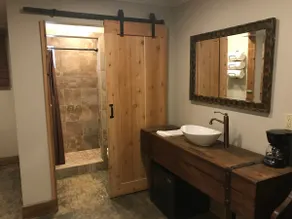 Buck Bungalow - Image 4