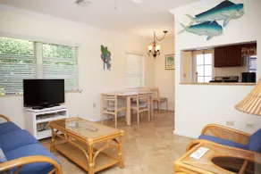 300 feet of Private Beach for your use - Image 4