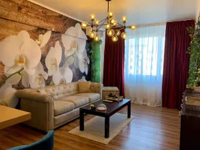 White Orchid | Cozy & Stylish Flat near Metro - Image 4
