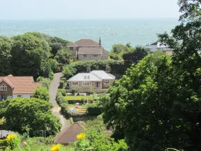 Family-friendly cottage - Image 3