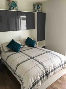 The Nest with free parking and private patio - Image 4