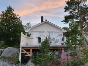 Freshly renovated guest house for own use with balcony - Image 2