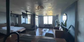 Bohemian Ocean View Apartment Marina View +Balcony - Image 2
