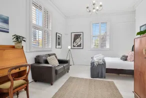 Urban Vibes at Grappa Court North Hobart - Image 2