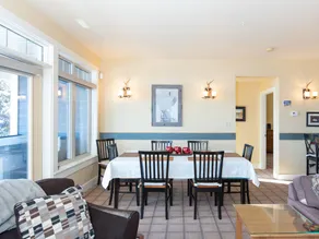 Great Location on the Knoll 3 bedroom - Image 4