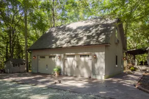 Scenic Loft in the Woods - Image 2