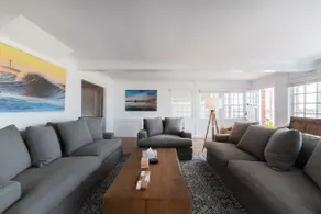 Belle maison devant la plage - Image 5