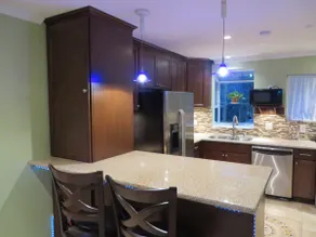 Updated TownHome, Great Location, Fantastic Views - Image 2