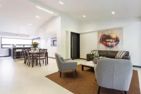 Lleras Park | 3br Lux PH | Balcony | AC | Best Wifi | - Image 2