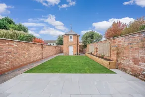 Total luxury in the heart of Stratford upon Avon  - Image 4