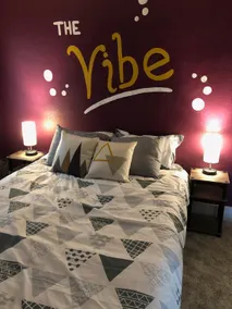”The Vibe” on 3rd Street - Image 3