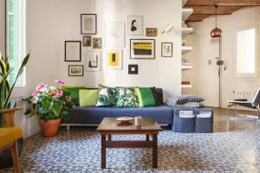 Vintage Concept Flat in Chic Neighbourhood - Image 2