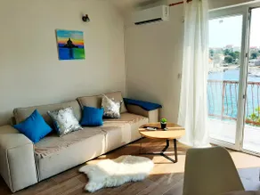 New cute and cozy apartment first row to the sea - Image 5