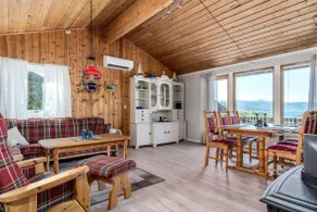 Coastal cabin with boat and boathouse - Image 3