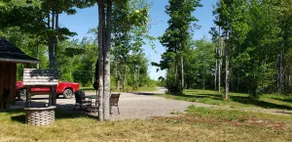 On a private Lake, completely secluded Property! - Image 4