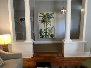Lower Level Executive Rental in Victorian District - Image 4