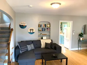 The Cottage on Park - Image 2