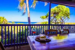 Arbour Rest Holiday House - Image 3