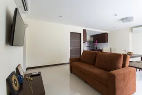 Family Room 1 Lai Thai Condominiums SHA + Extra - Image 4