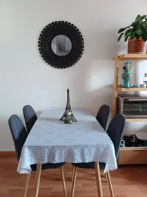 Apartment with an excellent location, modern - Image 5