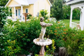 Garden Cottage at The Garden Gate Bed & Breakfast - Image 3