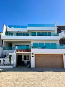 Plaza Del Mar: Private Studio (Sandy Beach Access) - Image 2
