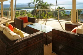 Island Point Villa 2 Port Douglas - Image 2