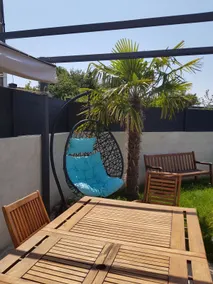 large family vacation home, village, beach - Image 2