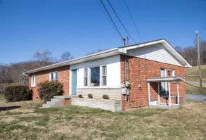 Peaceful Country Retreat in Bristol VA-2BR, 2.5BA - Image 4