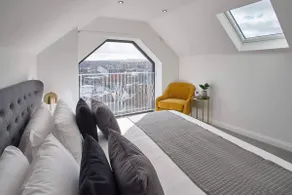 Host & Stay - The Penthouse, Hudsons Yard House - Image 2