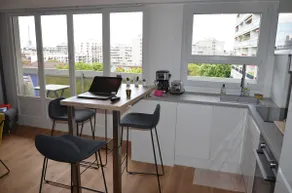 Paris apartment, Eiffel Tower view, quiet, parking - Image 3