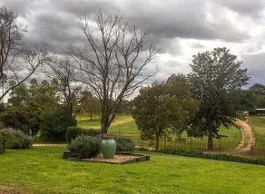Victoria House- Great location - Image 3