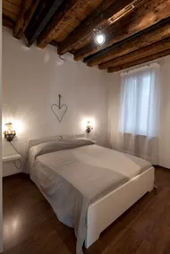 Central apartment with amazing roof garden - Image 3