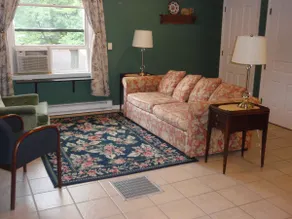 Oak Hill Retreat - Image 2