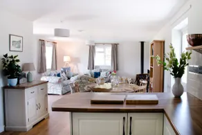 The Lavender Cottage - Picturesque Astley Abbotts - Image 3