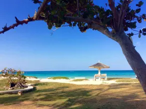 ViILLA BY THE SEA, Steps to Beach, cook included. - Image 3