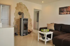 Vacation home in Gehlberg with sauna and fireplace - Image 3