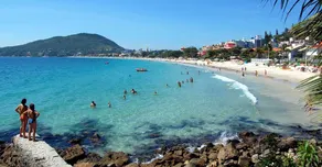 Bombinhas no Centrinho Apto Novo Pertinho da Praia - Image 3