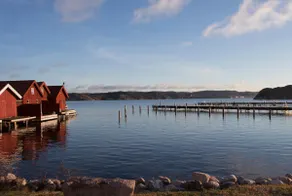 Cozy fishermans cottage with a boat house - Image 3
