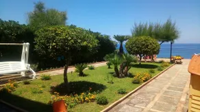 Villa with private descent to the sea (near Tropea) - Image 5
