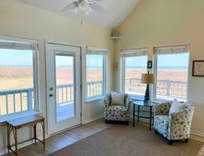 Breathtaking Beachfront Home - No Storm Damage - Image 3