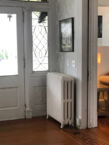 Best Modern Victorian house in Historic Petersburg - Image 2